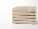 Plush 450GSM 70x130cms Bath Towels - Image 86